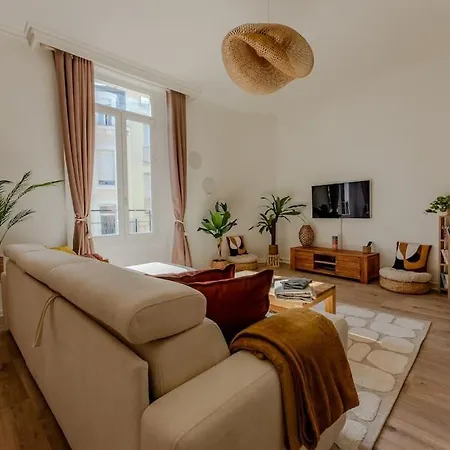 L'echappee Chic, Coeur De Valence, Wifi, Proche Gare Apartment