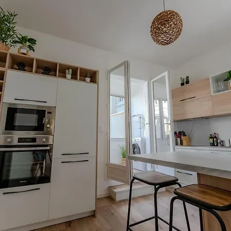 L'echappee Chic, Coeur De Valence, Wifi, Proche Gare Apartment