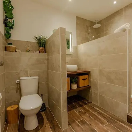 L'echappee Chic, Coeur De Valence, Wifi, Proche Gare Apartment *